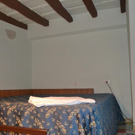 Suites Imperiali Guest House Rome Exterior photo