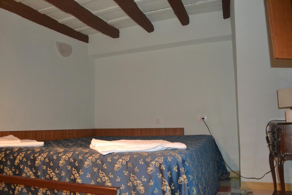 Suites Imperiali Guest House Rome Exterior photo